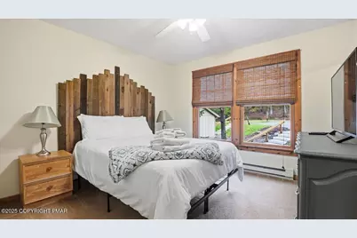  412 Hickory Drive, Tannersville, PA 18372 - Photo 25