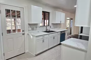186 Sportsmen Dr, Cresco, PA 18326 - Photo 5
