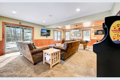  136 Pineknoll Drive, Lake Harmony, PA 18624 - Photo 67