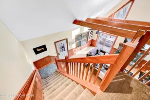 136 Pineknoll Dr, Lake Harmony, PA 18624 - Photo 53