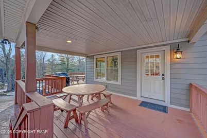  136 Pineknoll Drive, Lake Harmony, PA 18624 - Photo 7