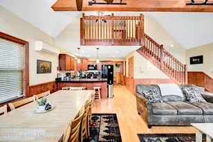 136 Pineknoll Dr, Lake Harmony, PA 18624 - Photo 15