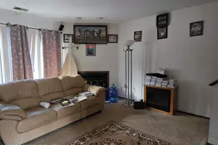 503 English Ct, Bushkill, PA 18324 - Photo 3