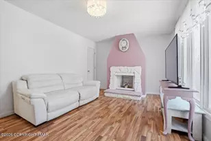 140 Louise Ln, Bartonsville, PA 18321 - Photo 5