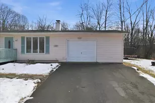 140 Louise Ln, Bartonsville, PA 18321 - Photo 31