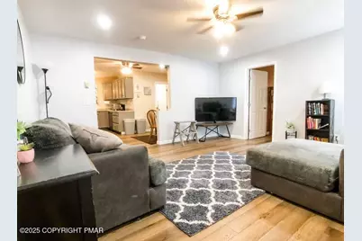  36 Main Street, Delaware Water Gap, PA 18327 - Photo 11