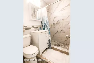  36 Main Street, Delaware Water Gap, PA 18327 - Photo 15