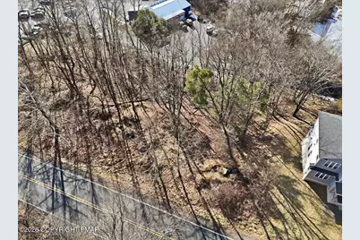  102 Edgemont Road, Stroudsburg, PA 18360 - Photo 5