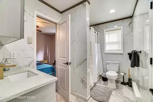 7901 Sleepy Hollow Dr, Tobyhanna, PA 18466 - Photo 7