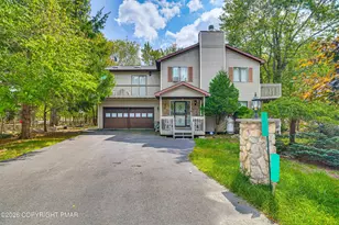 7901 Sleepy Hollow Dr, Tobyhanna, PA 18466 - Photo 1