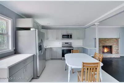  1918 Horseshoe Bend, Tobyhanna, PA 18466 - Photo 9