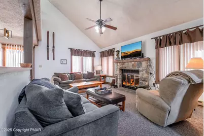  69 Telemark, Lake Harmony, PA 18624 - Photo 9