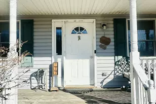 127 Spruce Run Dr, Dingmans Ferry, PA 18328 - Photo 3