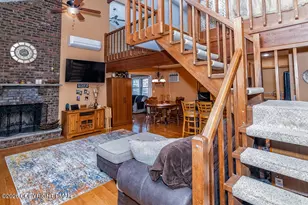 122 Dover Dr, Bushkill, PA 18324 - Photo 9