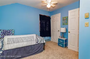 122 Dover Dr, Bushkill, PA 18324 - Photo 37