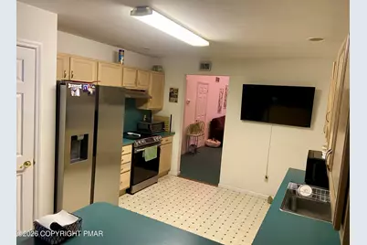  7004 Woodbridge Drive, Bushkill, PA 18324 - Photo 7