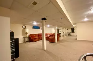 7004 Woodbridge Dr, Bushkill, PA 18324 - Photo 13