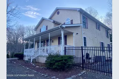  7004 Woodbridge Drive, Bushkill, PA 18324 - Photo 1