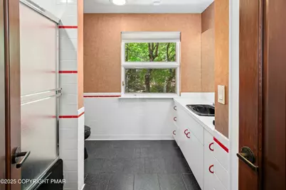  310 Hunters Farm Road, Henryville, PA 18332 - Photo 39