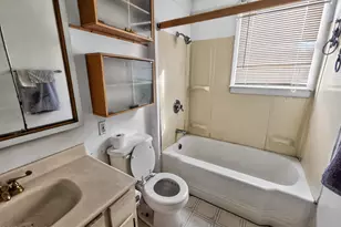 854 Memorial Blvd, Tobyhanna, PA 18466 - Photo 11