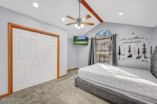 220 Stillwater Dr, Pocono Summit, PA 18346 - Photo 33