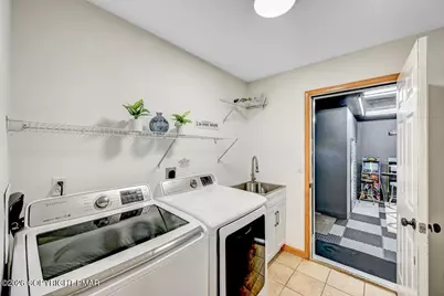  220 Stillwater Drive, Pocono Summit, PA 18346 - Photo 43