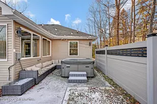 220 Stillwater Dr, Pocono Summit, PA 18346 - Photo 5