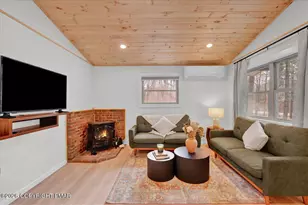 1665 Lake Ln, Pocono Lake, PA 18347 - Photo 11