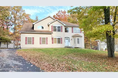  106 Swartsburo Drive, Tamiment, PA 18371 - Photo 1