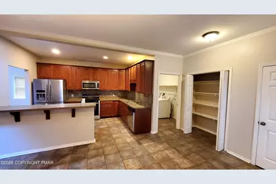  106 Swartsburo Drive, Tamiment, PA 18371 - Photo 17