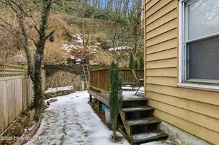 109 W Broadway, Jim Thorpe, PA 18229 - Photo 39