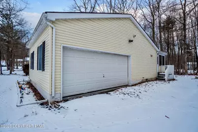  111 Brewster Way, East Stroudsburg, PA 18301 - Photo 7