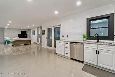  111 Brewster Way, East Stroudsburg, PA 18301 - Photo 15