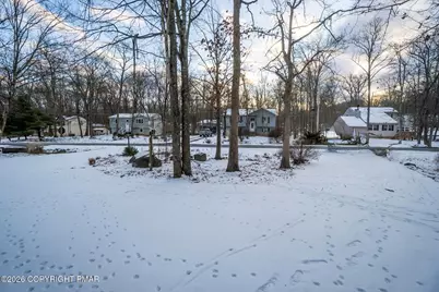  111 Brewster Way, East Stroudsburg, PA 18301 - Photo 5