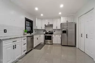  111 Brewster Way, East Stroudsburg, PA 18301 - Photo 13