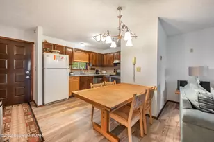 84 Cross Country Ln, Tannersville, PA 18372 - Photo 3