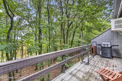  84 Cross Country Lane, Tannersville, PA 18372 - Photo 7