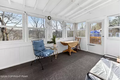  618 McCabe Lane, Stroudsburg, PA 18360 - Photo 9