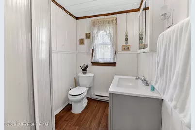  618 McCabe Lane, Stroudsburg, PA 18360 - Photo 15