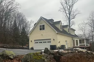 2 Shepard Ct, Delaware Water Gap, PA 18327 - Photo 5