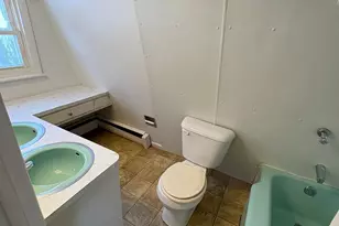 106 3rd St, Gouldsboro, PA 18424 - Photo 5