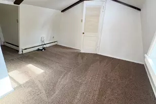 106 3rd St, Gouldsboro, PA 18424 - Photo 3