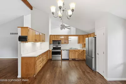  315 Rolling Hills Drive, East Stroudsburg, PA 18302 - Photo 5