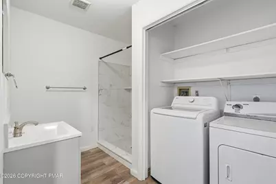  315 Rolling Hills Drive, East Stroudsburg, PA 18302 - Photo 17