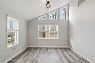 315 Rolling Hills Dr, East Stroudsburg, PA 18302 - Photo 9