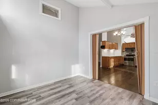 315 Rolling Hills Dr, East Stroudsburg, PA 18302 - Photo 15