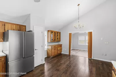  315 Rolling Hills Drive, East Stroudsburg, PA 18302 - Photo 9