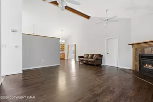 315 Rolling Hills Dr, East Stroudsburg, PA 18302 - Photo 7