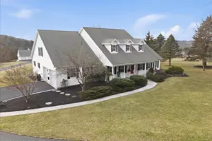 437 Ramblewood Dr, Saylorsburg, PA 18353 - Photo 3