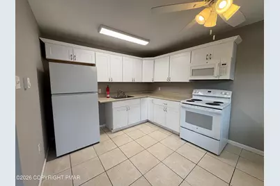  810 Trafalgar Road, Tobyhanna, PA 18466 - Photo 7